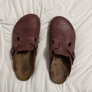 Burgundy Birkenstocks size 39